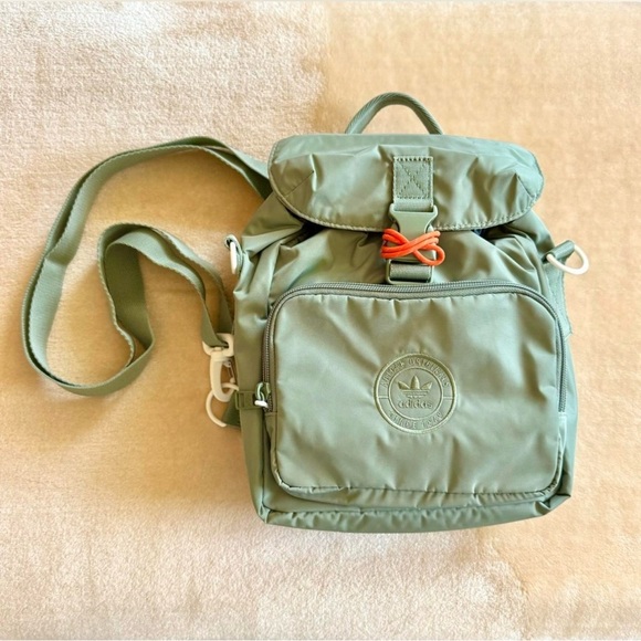 Adidas Micro 3.0 Backpack - Picture 7 of 8